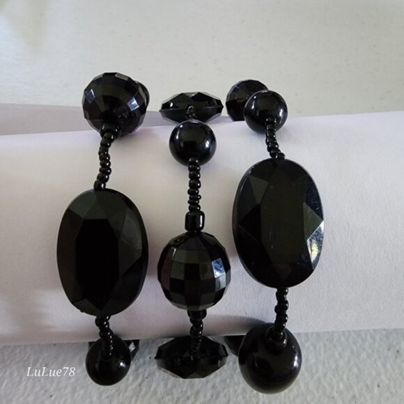 Black Beaded Bracelet Set - Picture 1 of 10